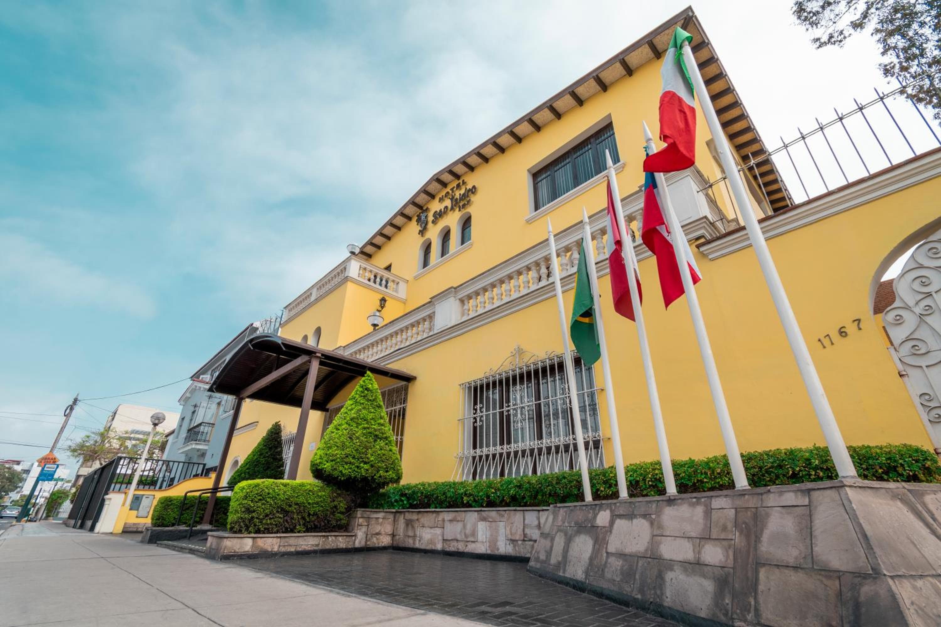 Hotel San Isidro Inn