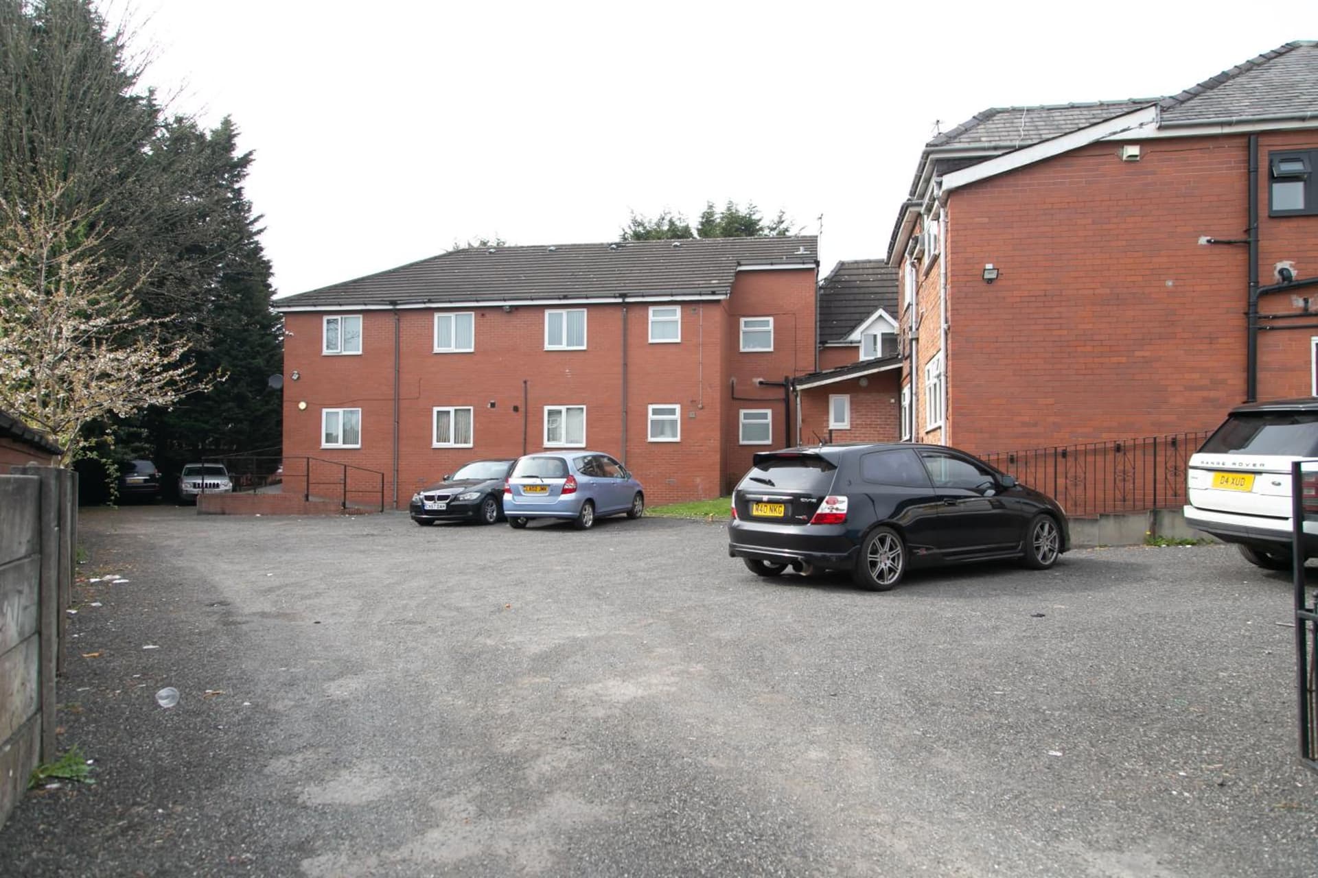 Hills View Apartments
