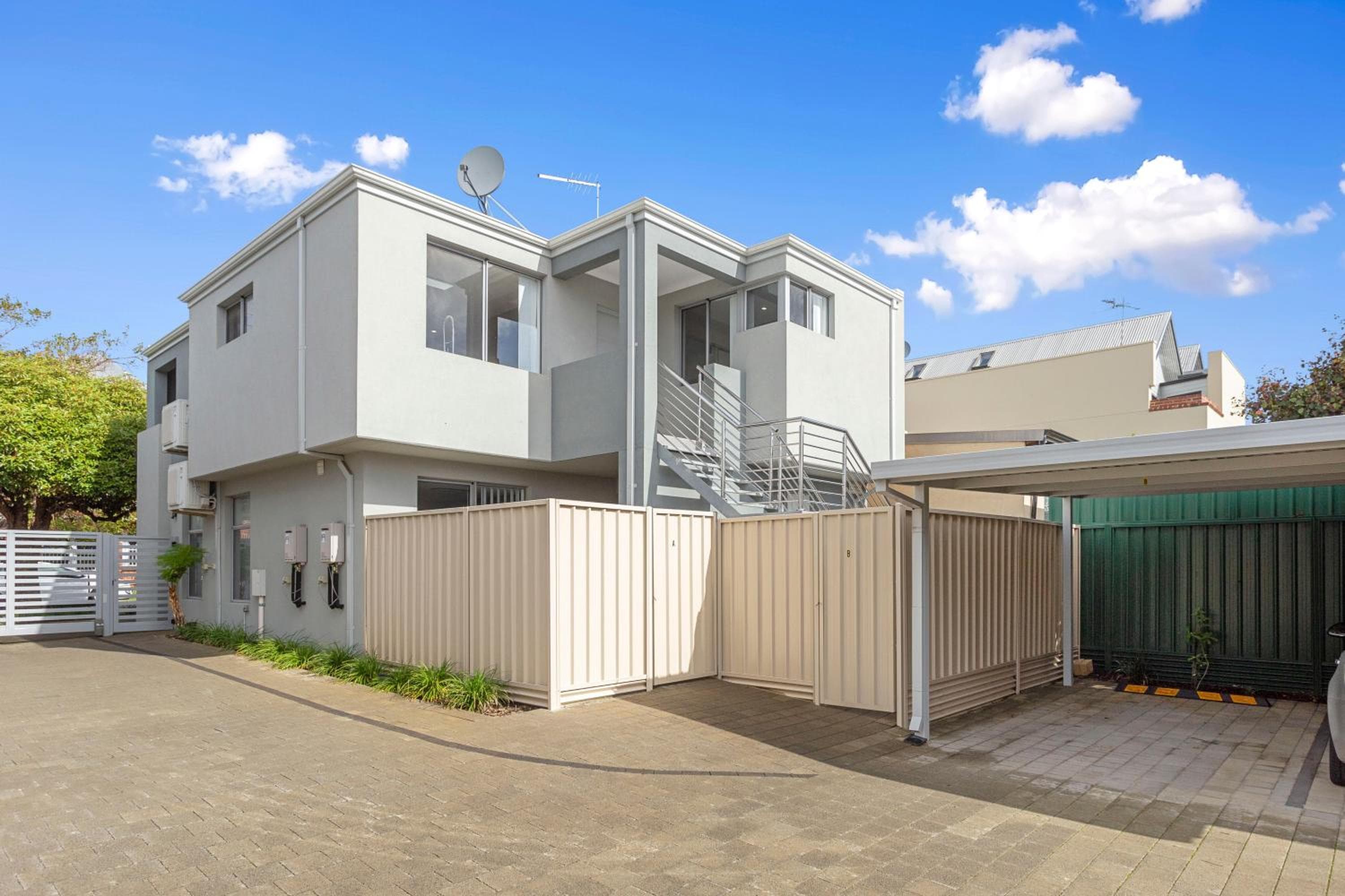 134 North Perth Nest for 4 parking