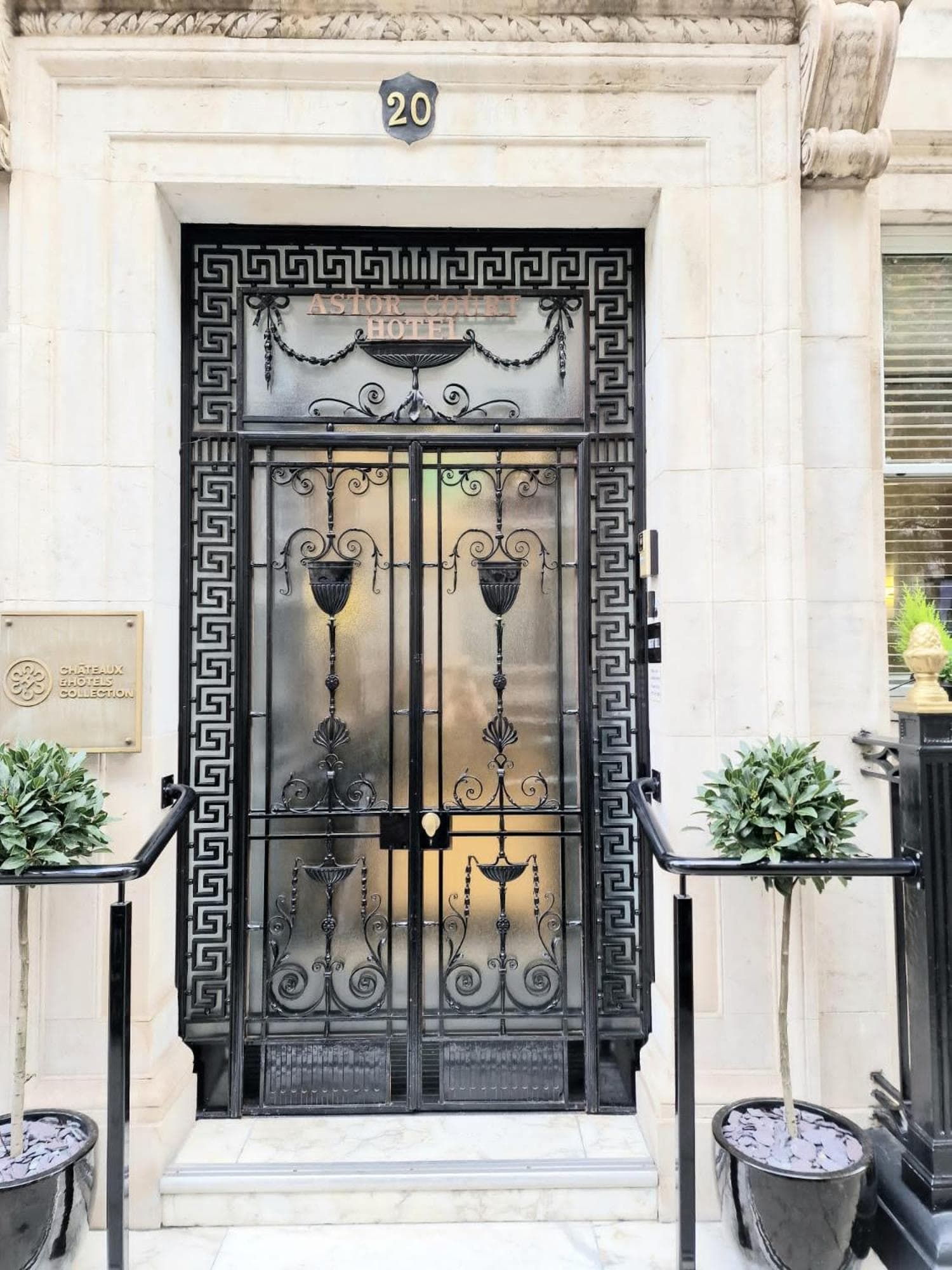 Astor Court Hotel