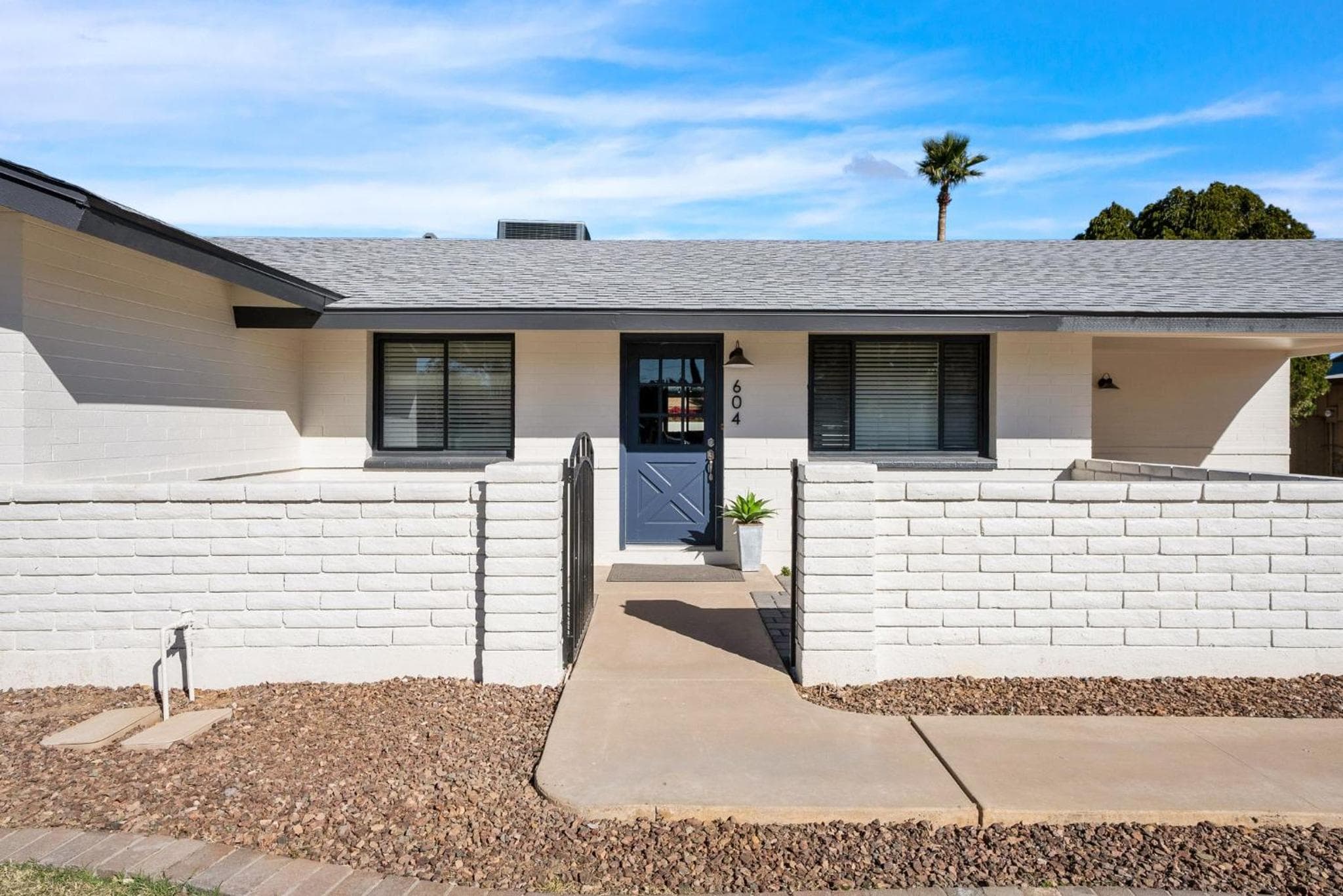 Modern Home with Pool Near ASU & Scottsdale