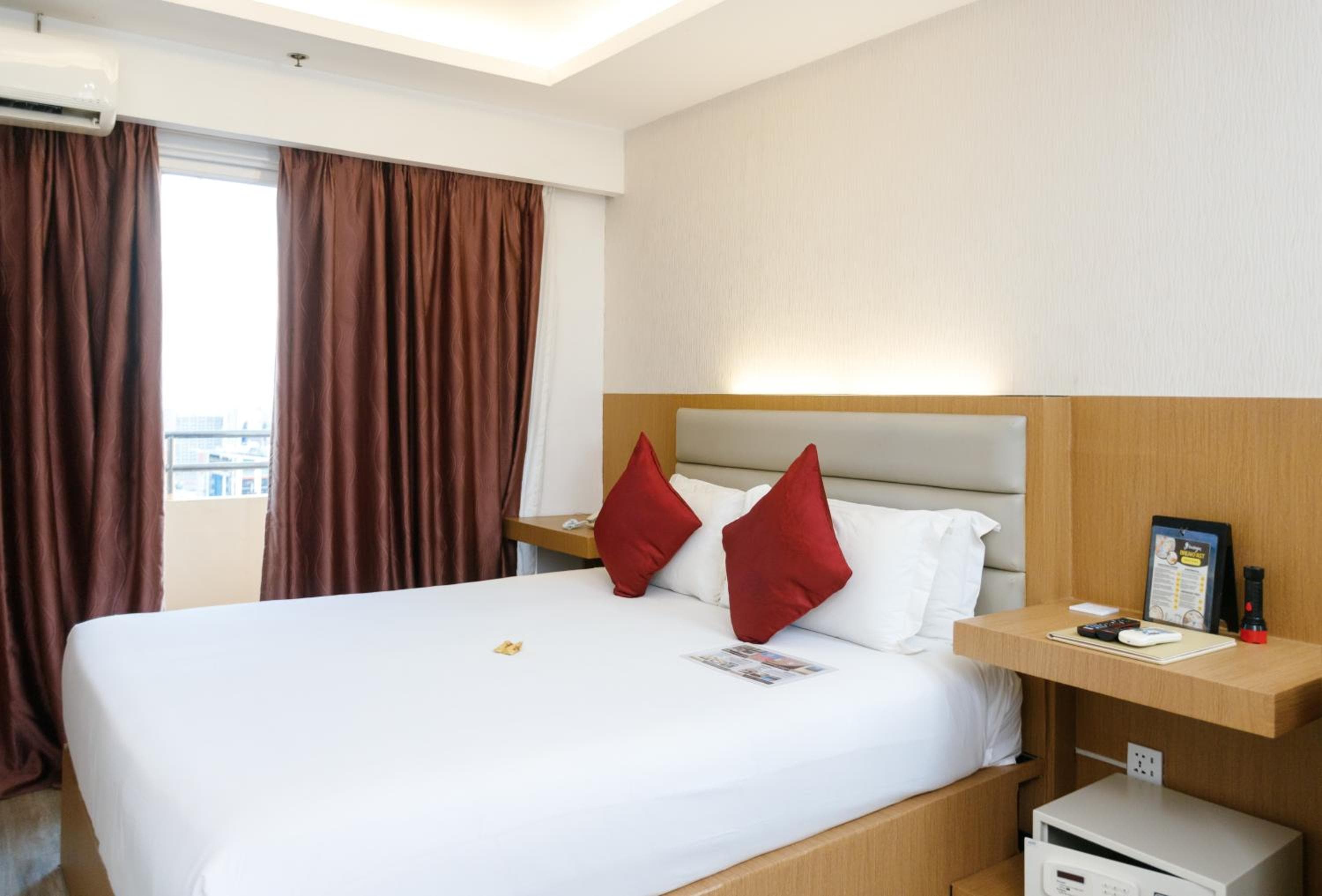 Regency Grand Suites