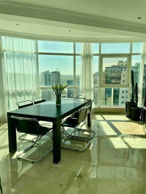Exquisite Top Floor Apartment in the Bay of Tanger
