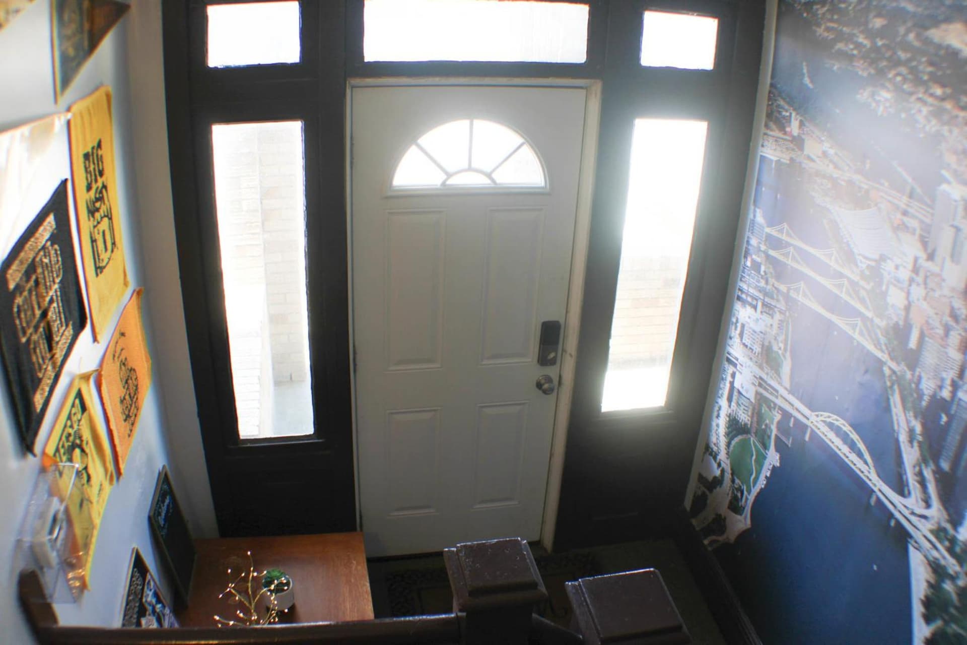 3 BR - Off Street Parking - Amazing View Nearby