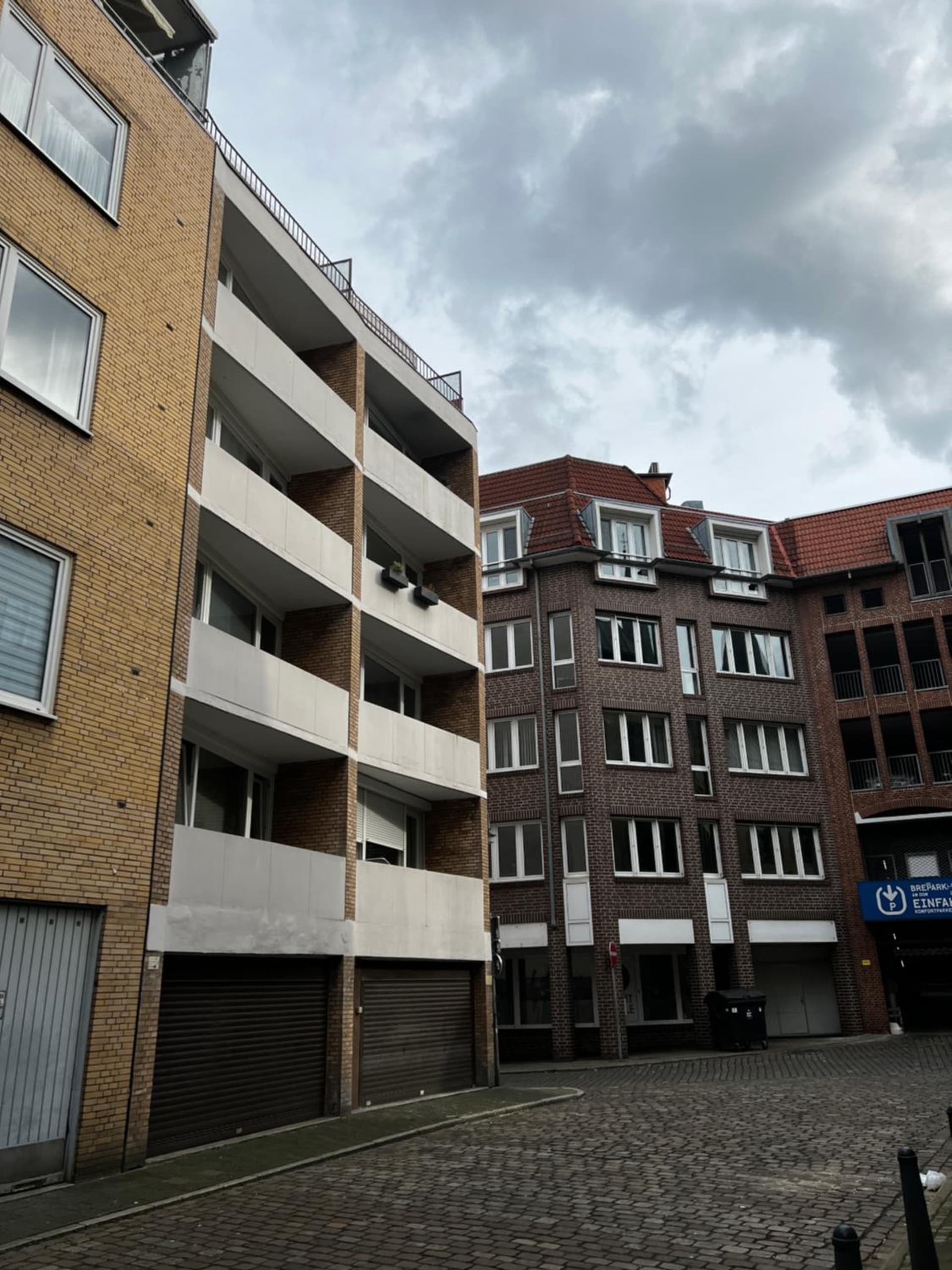 Modernes Studio am Bremer Dom mit Balkon