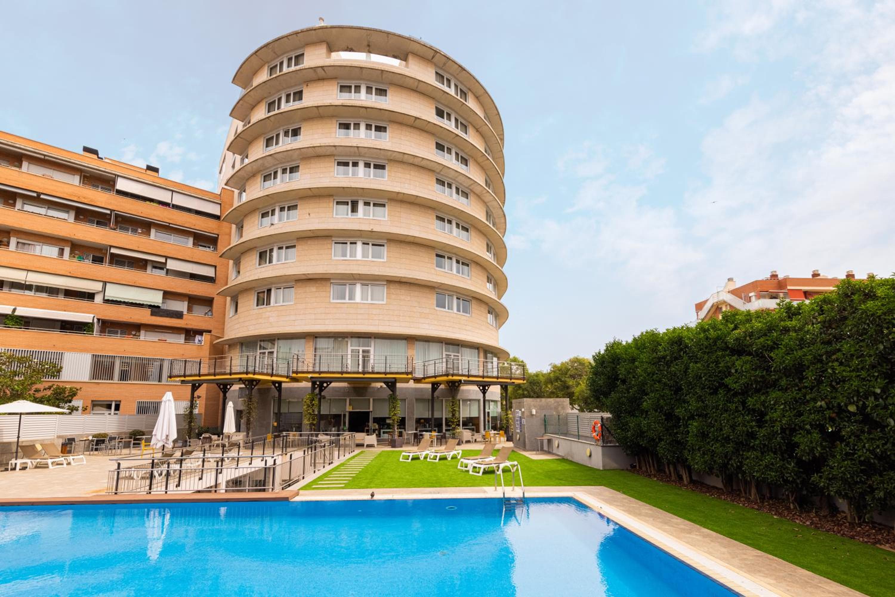 Ponient Vila Centric by PortAventura World - Available rates with tickets to PortAventura Park & Ferrari Land