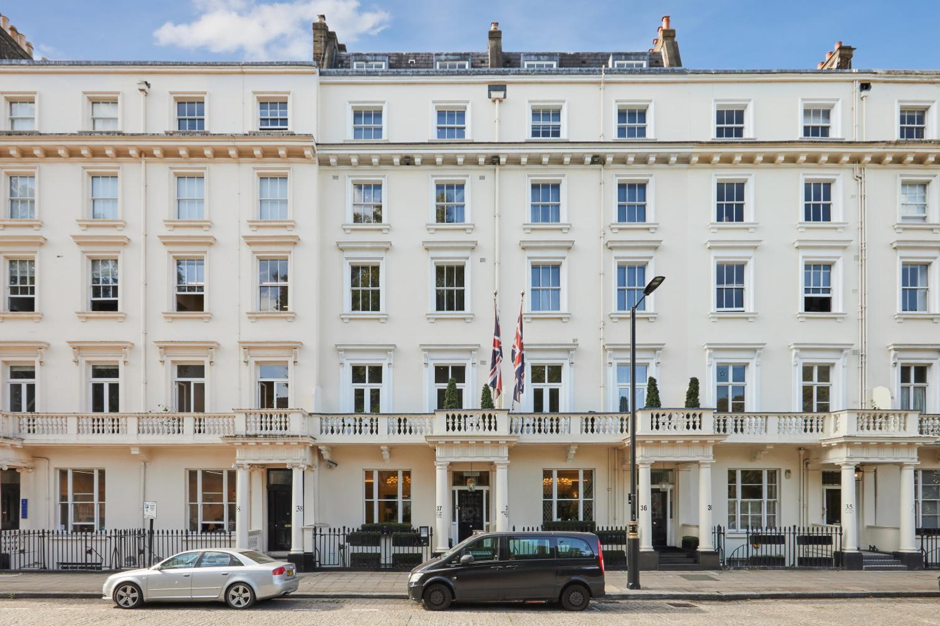 Eccleston Square Hotel
