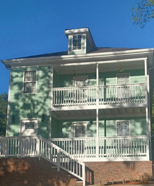Vine City Home - Duplex - 3 Mins From GWCC & Mercedes- Benz Stadium