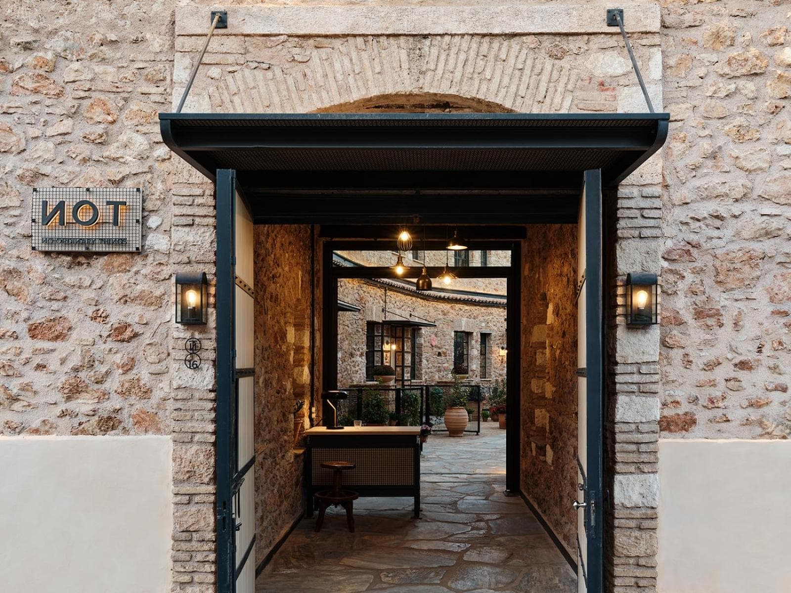 Not Boutique Hotel