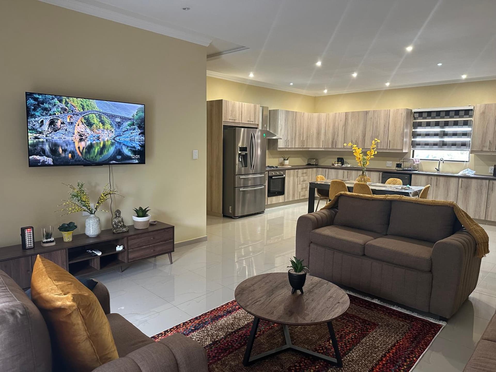 Six64 on Kingsway A4 Apartment
