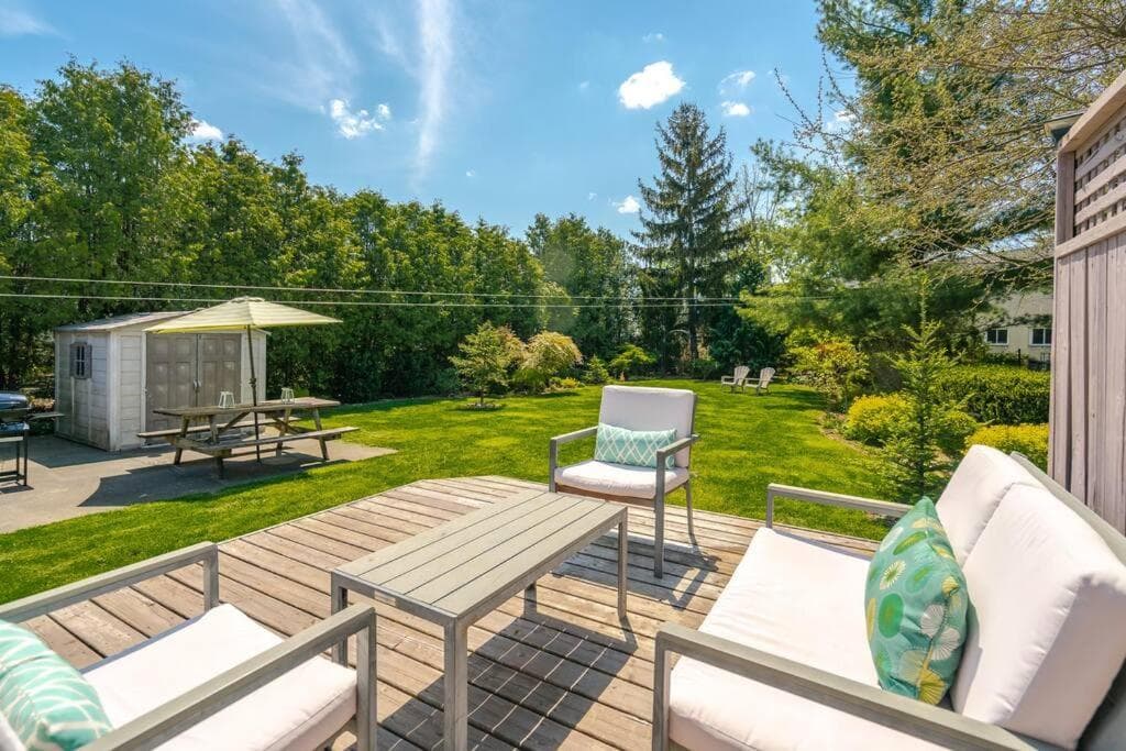 Boho Inspired NOTL Wine Country Private Home for 2
