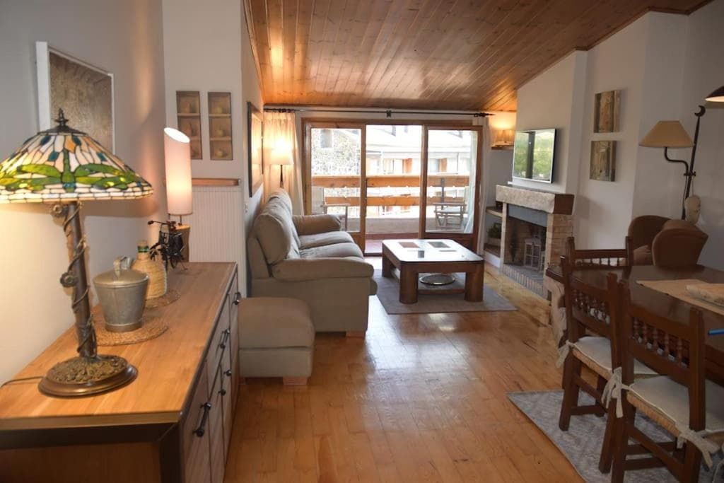 Ático en Llivia espacioso y acogedor