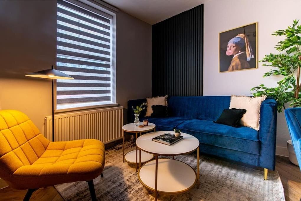 Central Sheffield Stay, Work Trips, Contractors & City Breaks