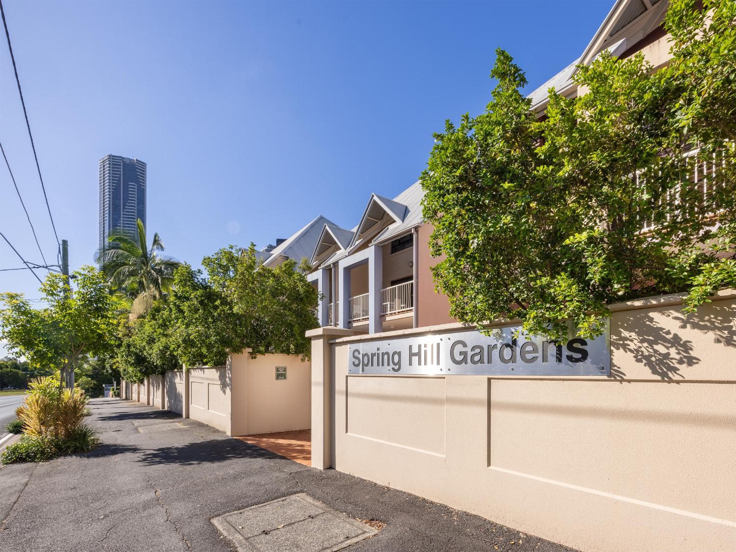Spring Hill Gardens Apartments