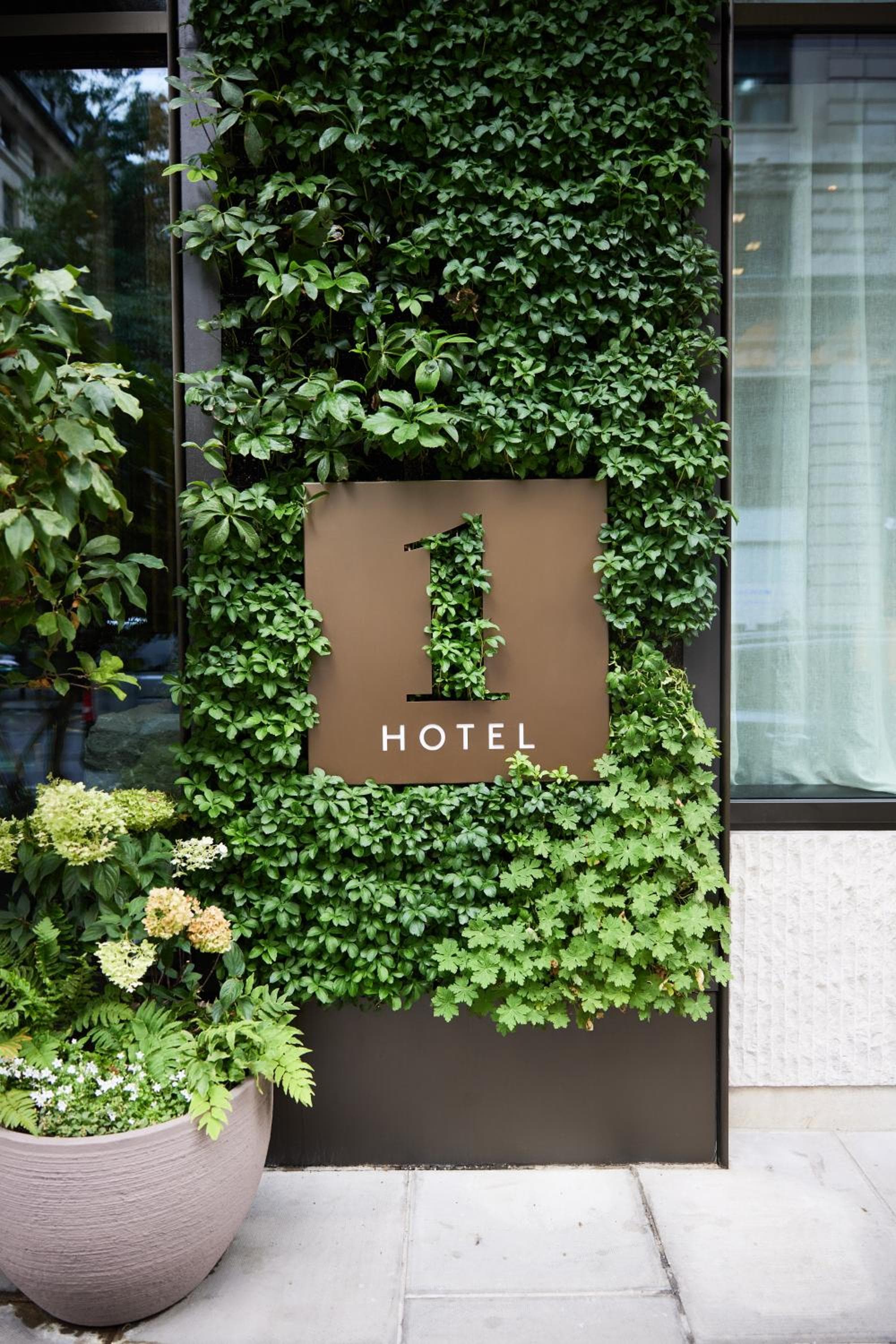 1 Hotel Mayfair
