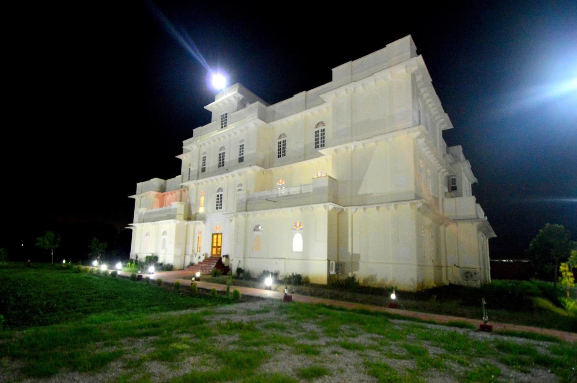 Aaram Baagh Agra by Pachar Group