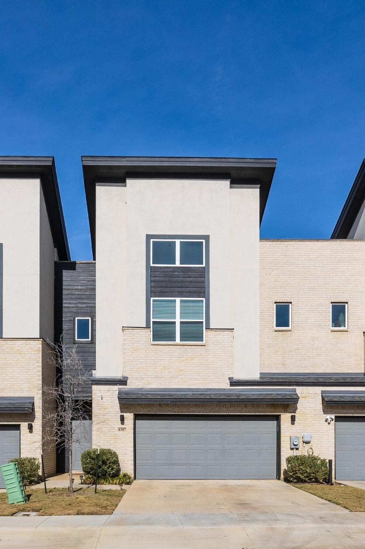 Irving Townhouse