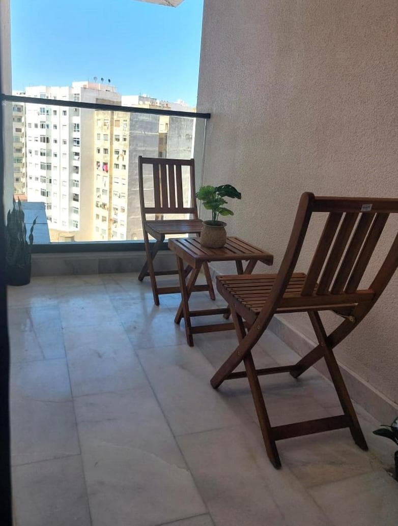 Appartement de Luxe 5 min Gare TGV & Corniche-Wifi Fibre Optique-Only Family