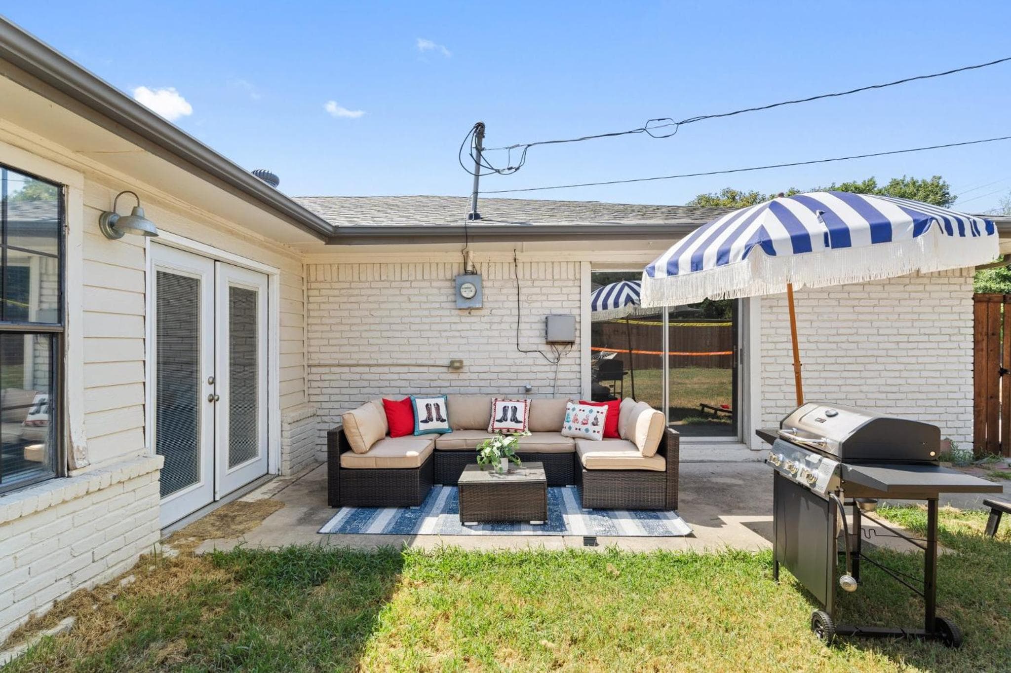 4bd Near Airport & Downtown - Volleyball - Games