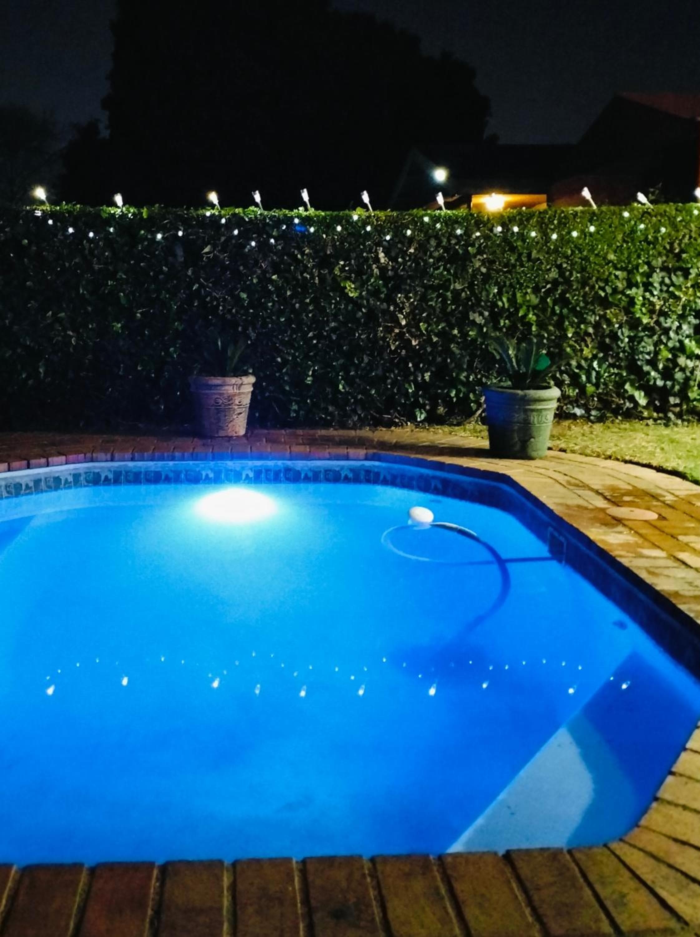 Rest Inn C Guesthouse - 10min from OR Tambo Airport