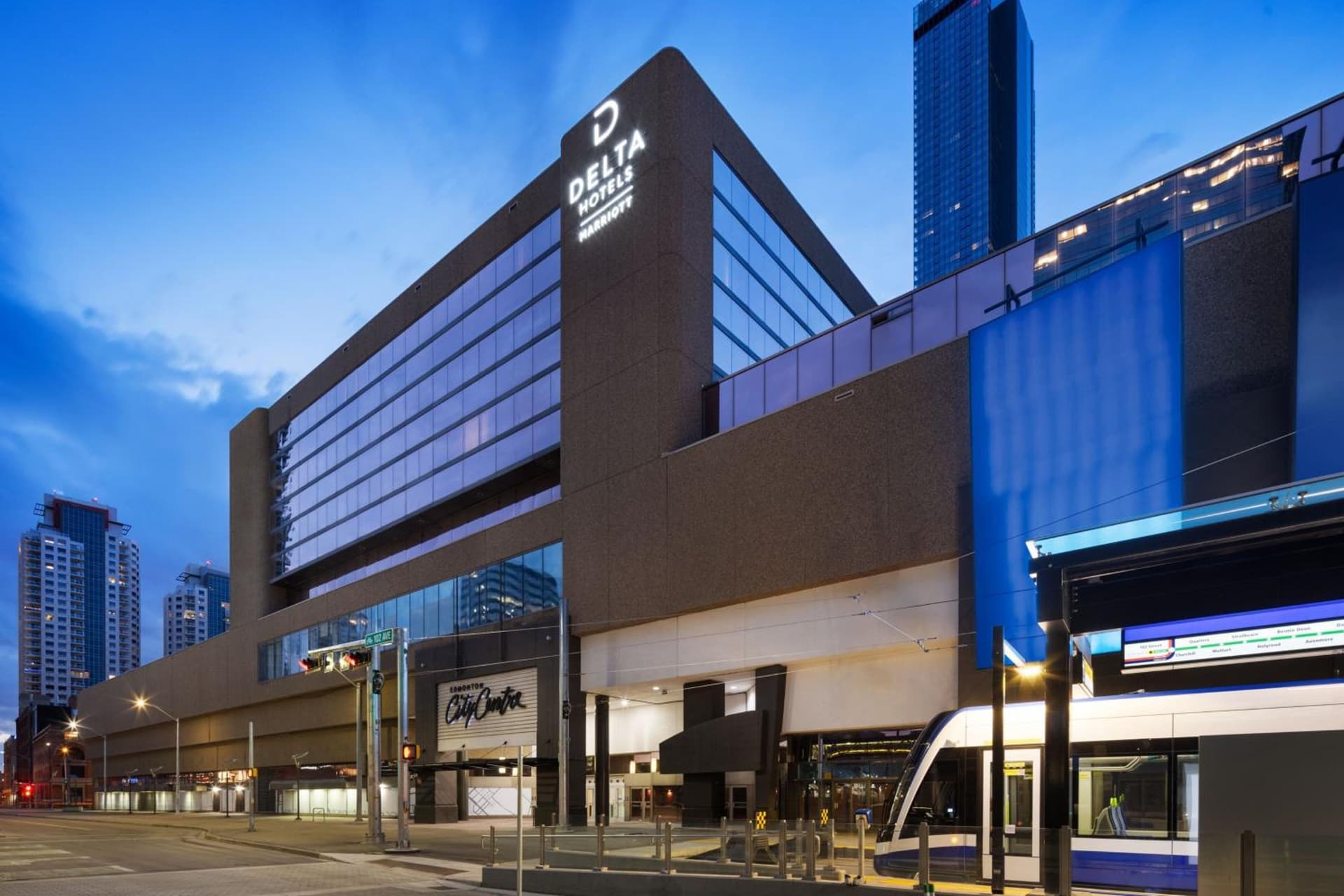 Delta Hotels by Marriott Edmonton Centre Suites