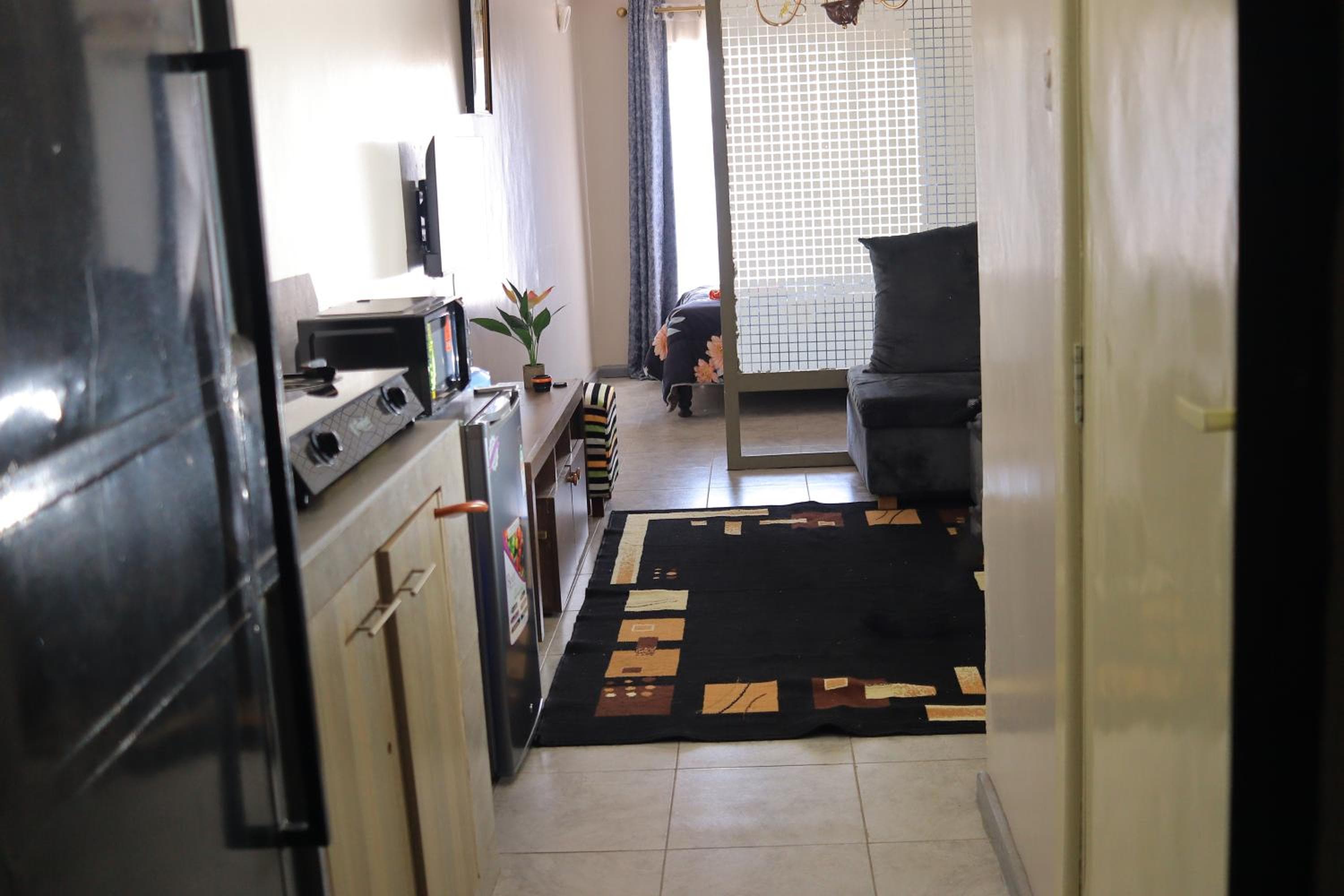 Convenient Cozy Spot Near Airport