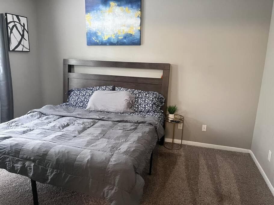 Large Buckhead modern suite
