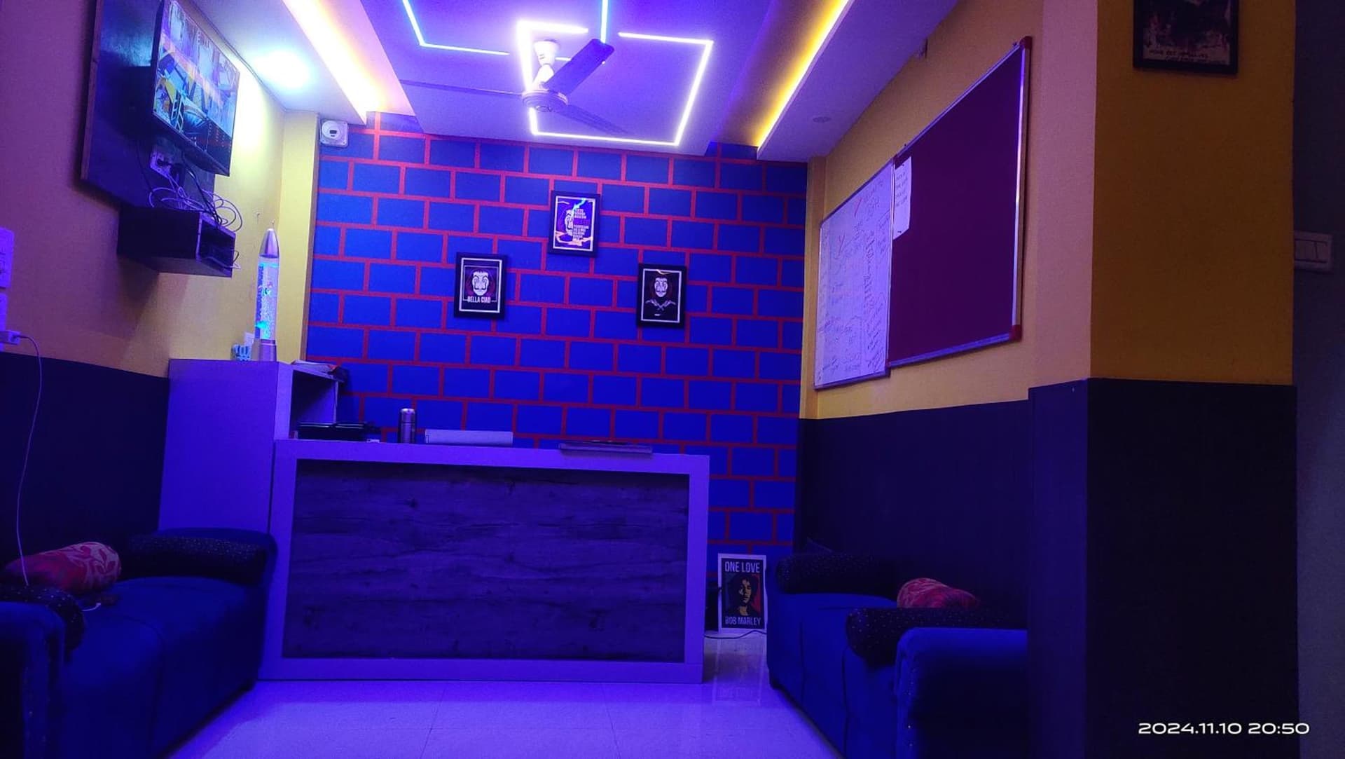 Big Brother hostel Hotel