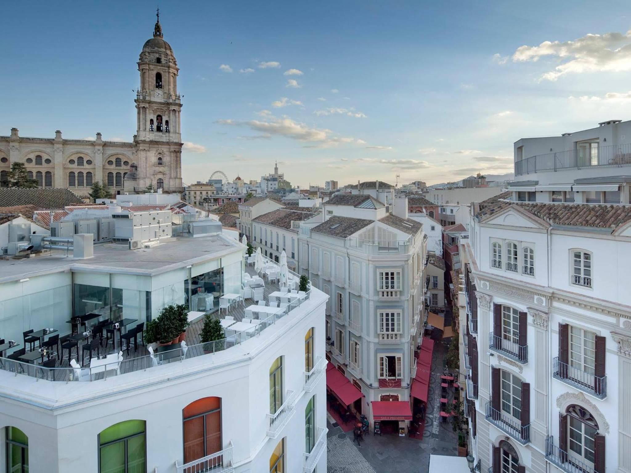 INMálaga Granada