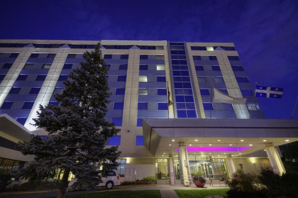 Armon Plaza Montreal Airport
