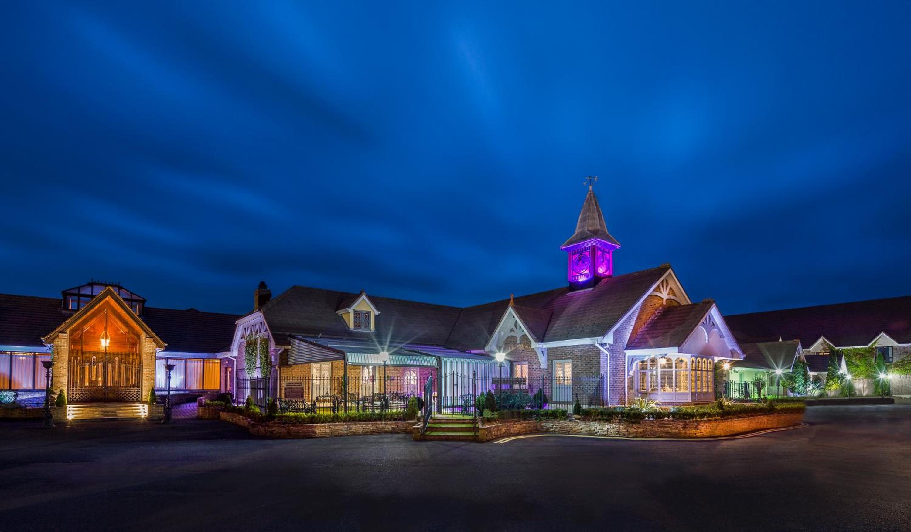 Treacys Oakwood Hotel, Shannon