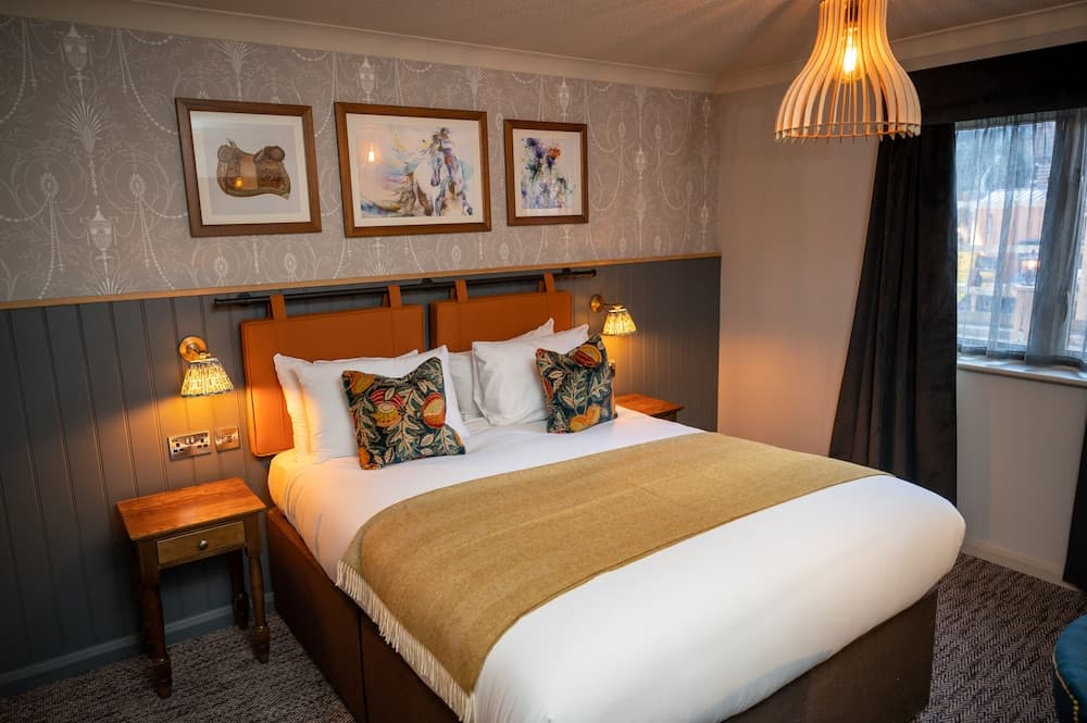 The Ely Hotel by Chef and Brewer Collection
