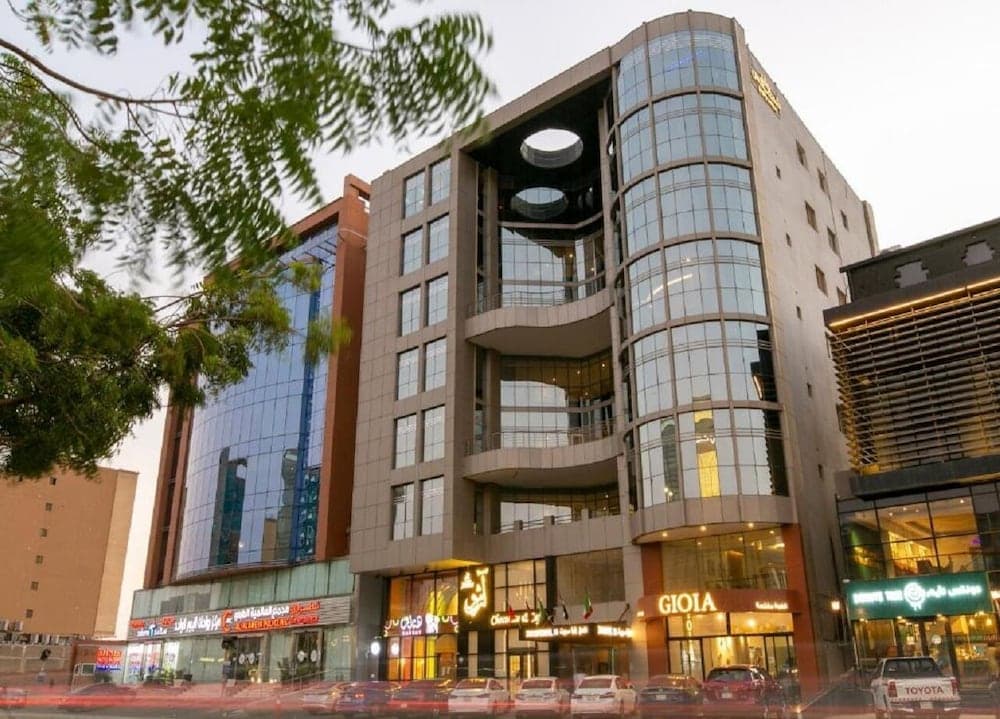 The S Hotel