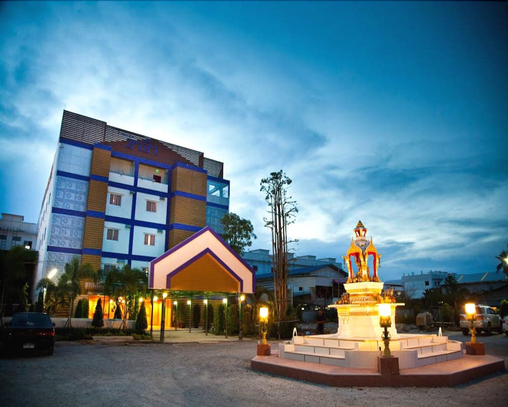 Zaza Hotel