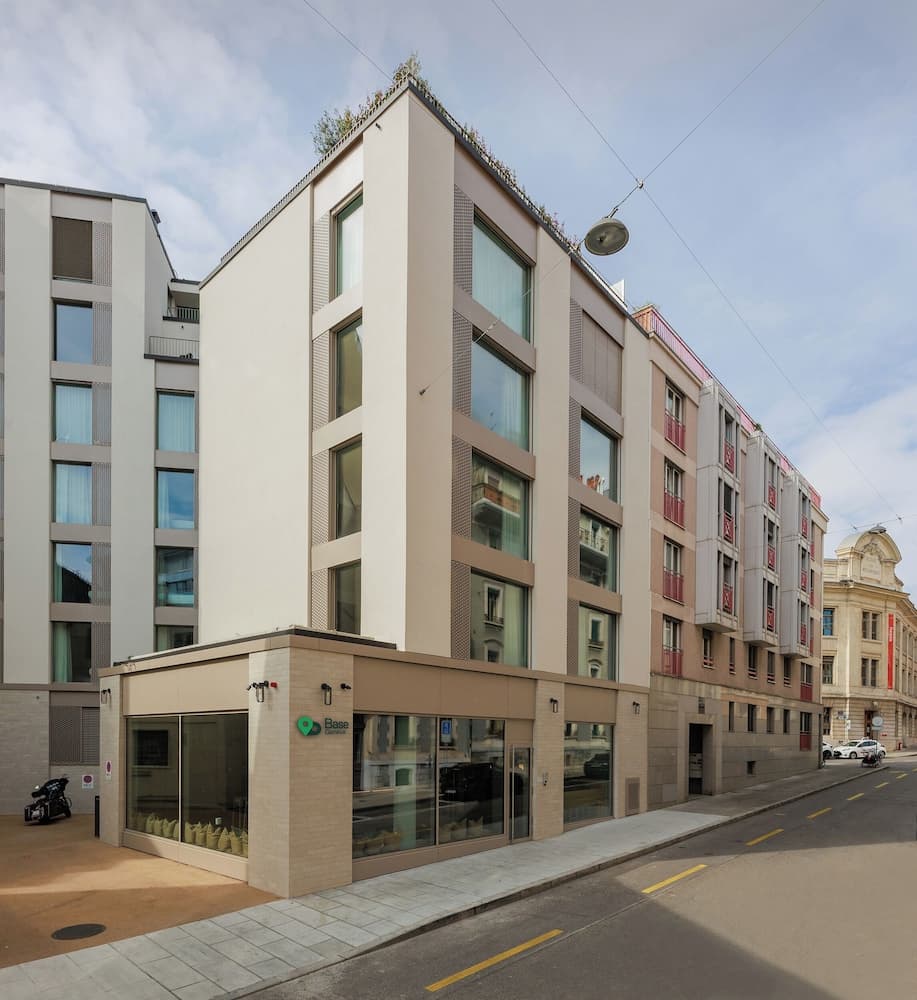 Base Geneva