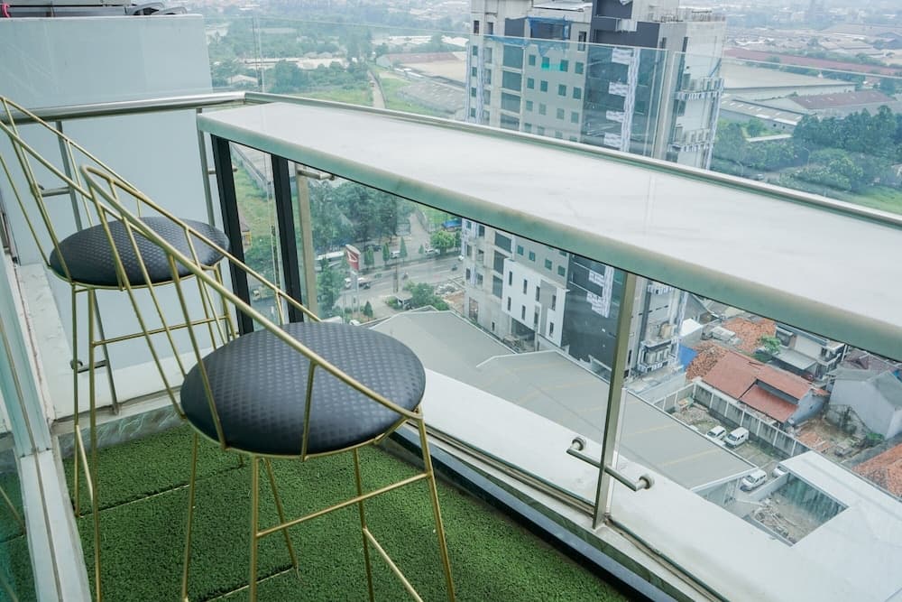 Comfort and Modern Studio at Tree Park Cikokol Apartment