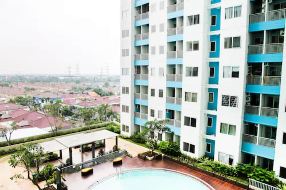 Modern Style Studio at The Nest Puri Apartment