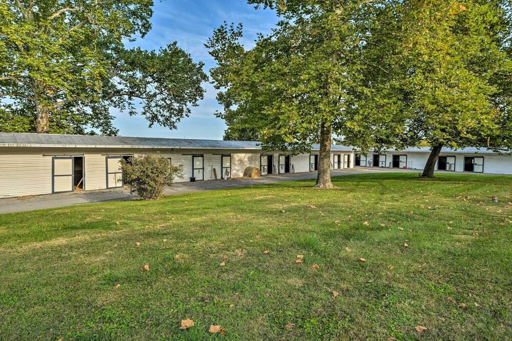 Homey Horse Farm Hideaway ~ 6 Mi to KY Horse Park!
