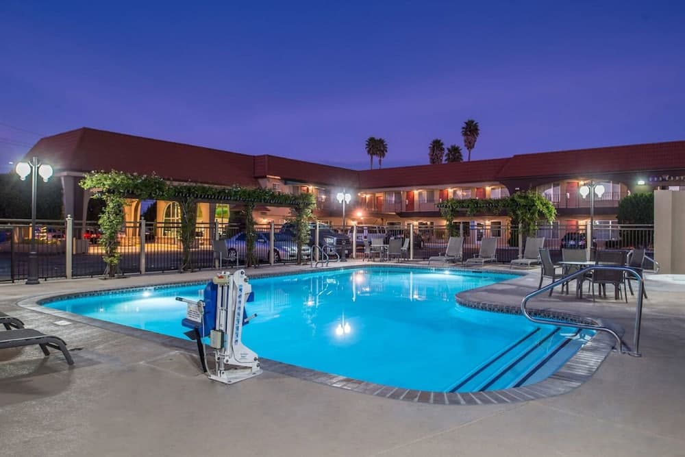 Laurel Inn Motel