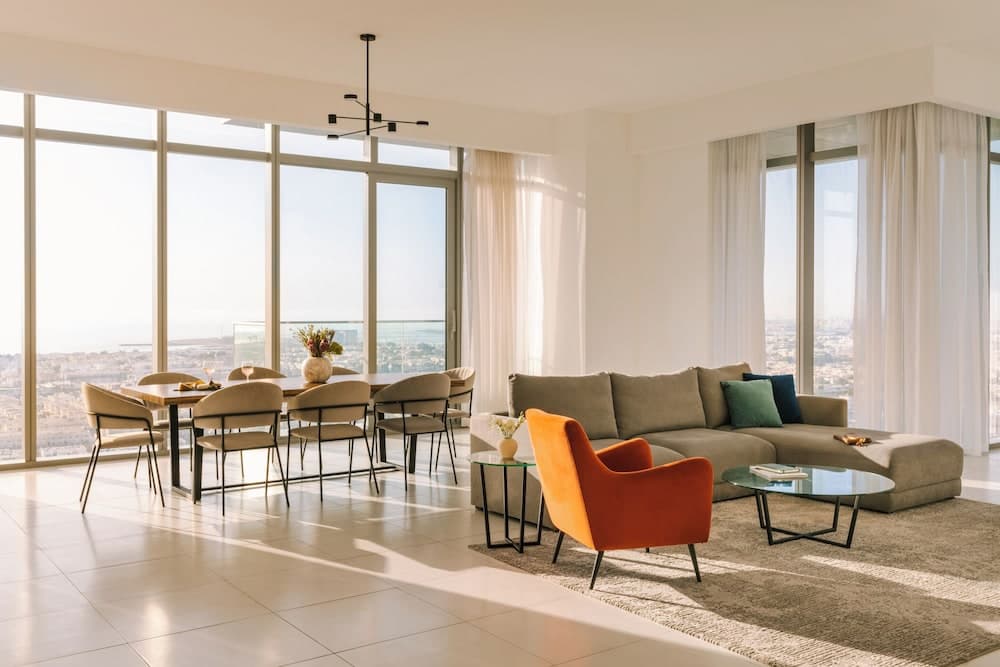 Sonder by Marriott Bonvoy Downtown Towers Apartments