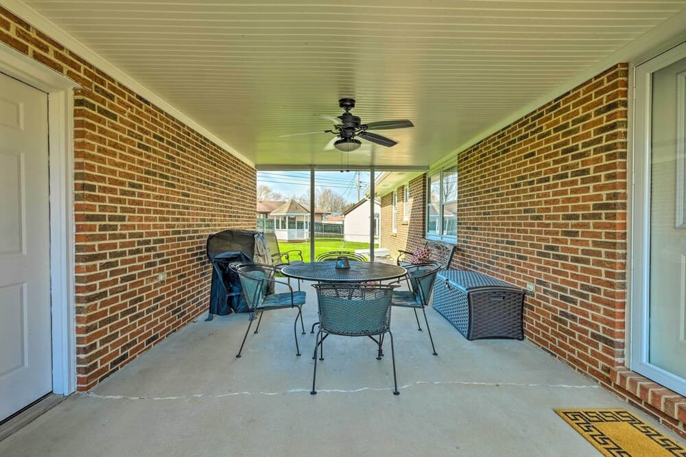 Lexington Home ~ 2 Mi to University of Kentucky!