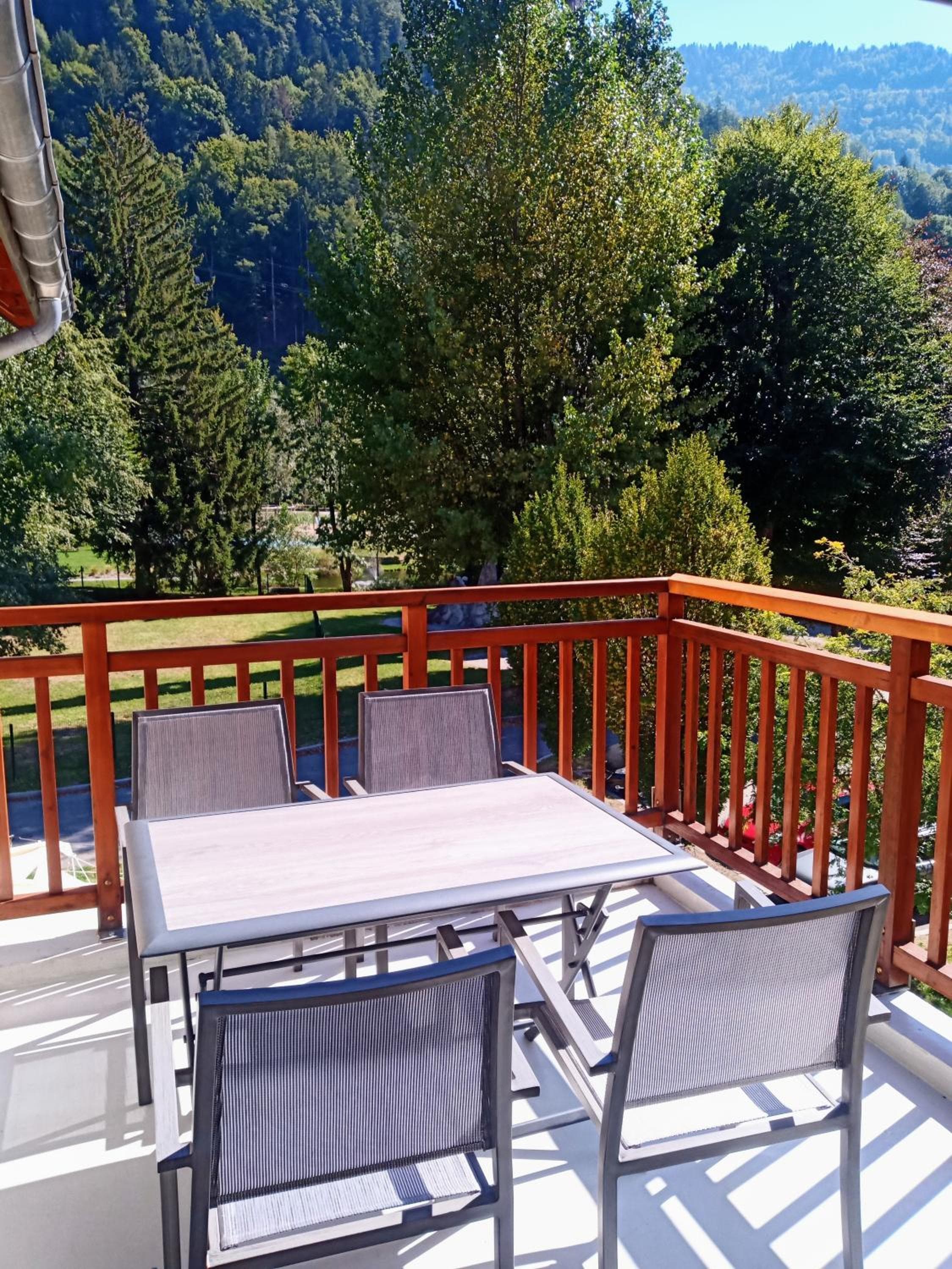 Apartment In Allemont